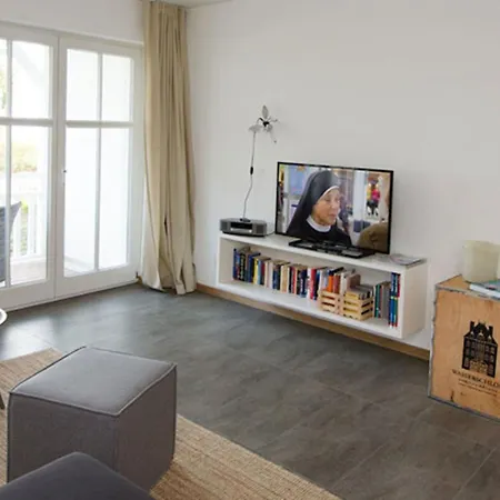 Sieben In Ostseebad By Interhome Appartement Binz